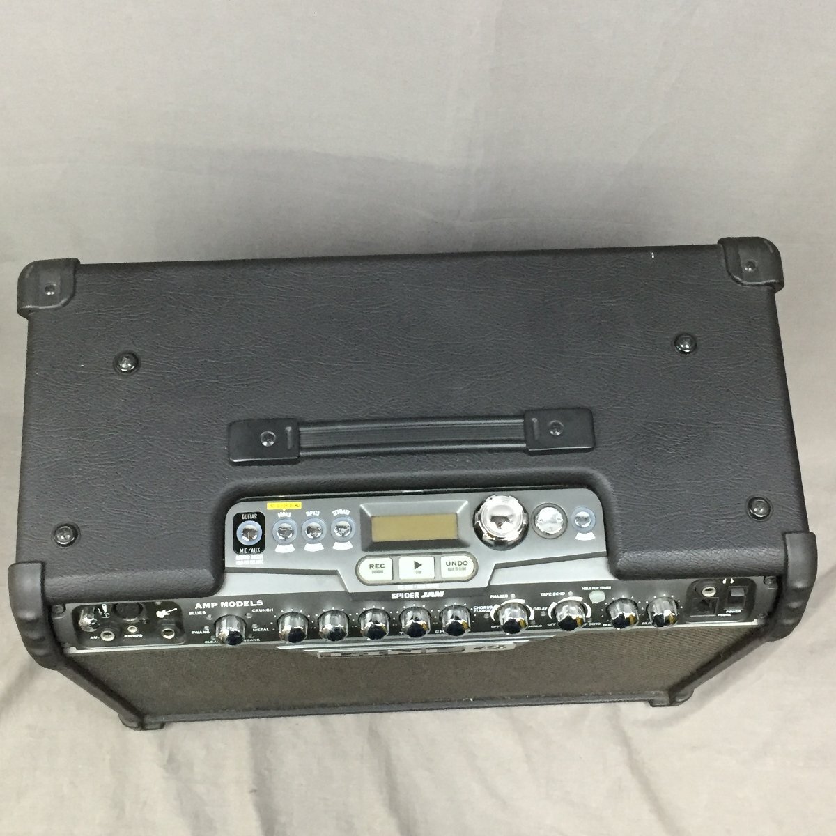 f146*160 【現状品】 f146-2405-778　 Line 6　Spider Jam　ライン6　ギターアンプ　75W フットスイッチ付_画像3