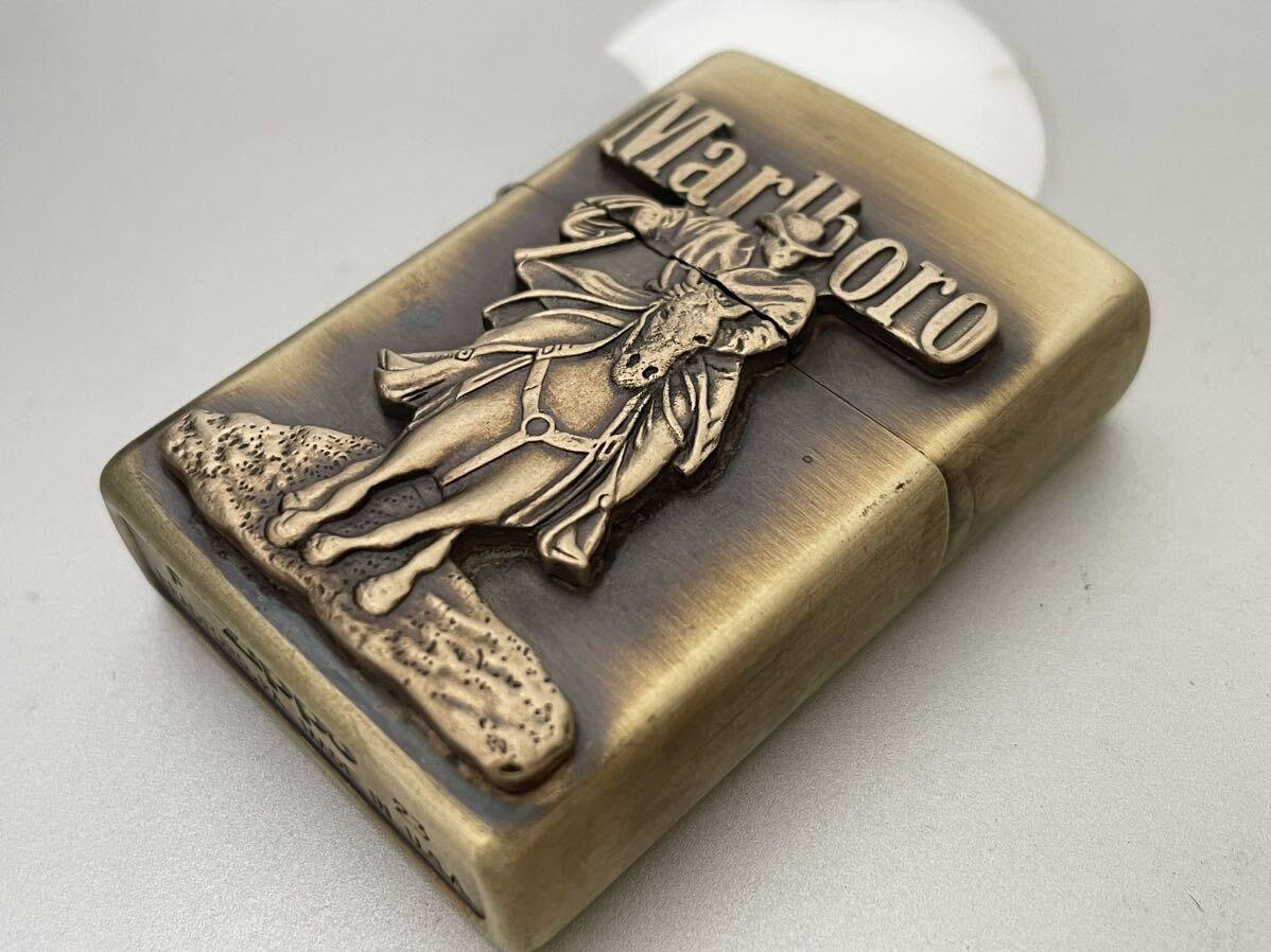 1円 ZIPPO ライター マルボロ Marlboroジッポ Zippoオイルライター真鍮製 中古品 喫煙グッズ ジッポー 火花確認済R6744の画像5