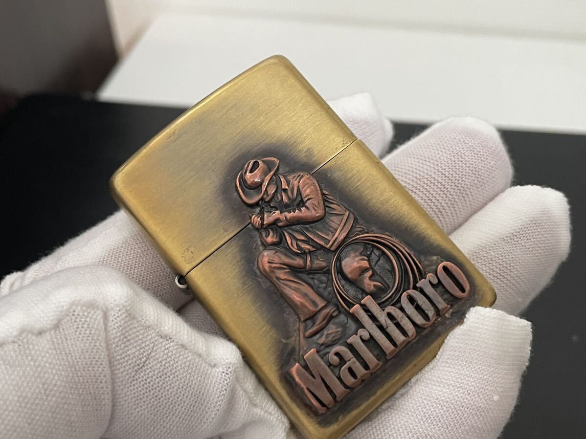 1円 ZIPPO ライター マルボロ Marlboroジッポ Zippoオイルライター真鍮製 中古品 喫煙グッズ ジッポー 火花確認済R67457の画像1