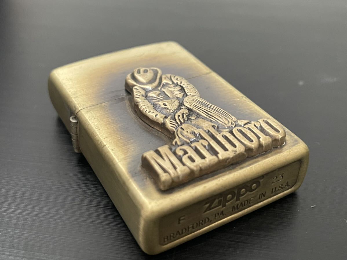 1円 ZIPPO ライター マルボロ Marlboroジッポ Zippoオイルライター真鍮製 中古品 喫煙グッズ ジッポー 火花確認済R67458の画像1