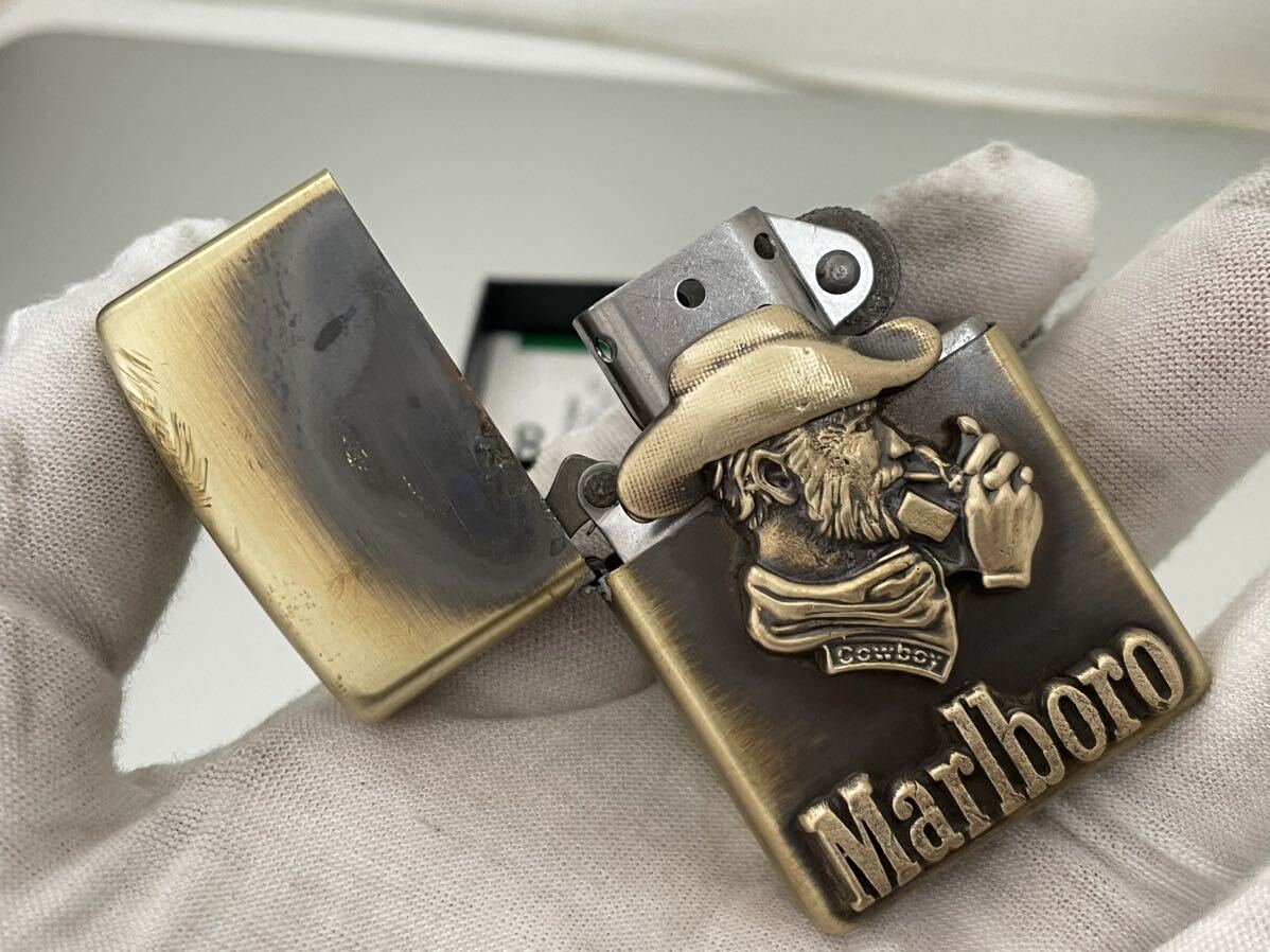 1円 ZIPPO ライター マルボロ Marlboroジッポ Zippoオイルライター真鍮製 中古品 喫煙グッズ ジッポー 火花確認済R67589_画像8