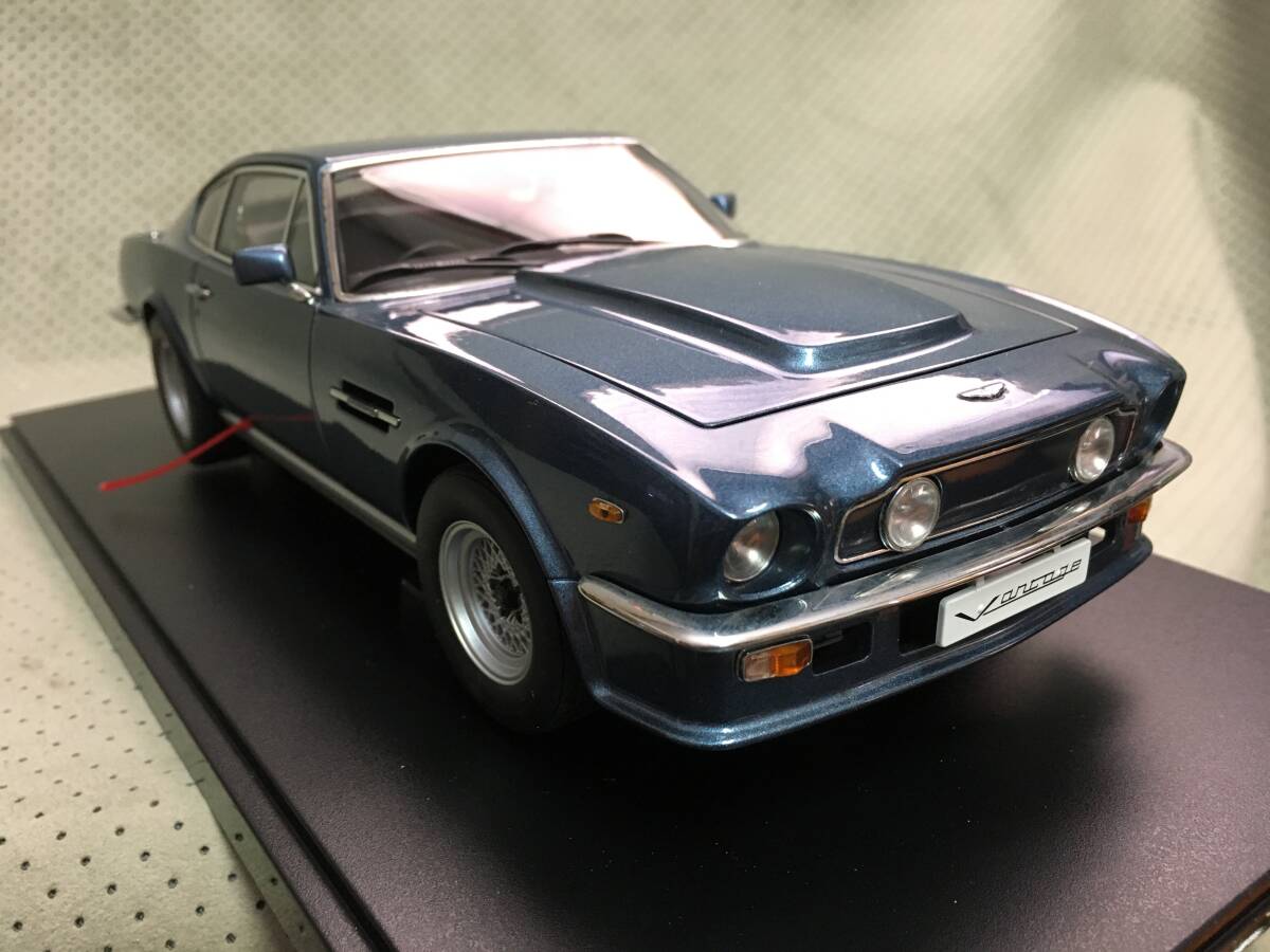 Yahoo!オークション - AUTOart 1/18 アストンマーチン V8 Yahoo!オークション - AUTOart 1/18 アストンマーチン V8