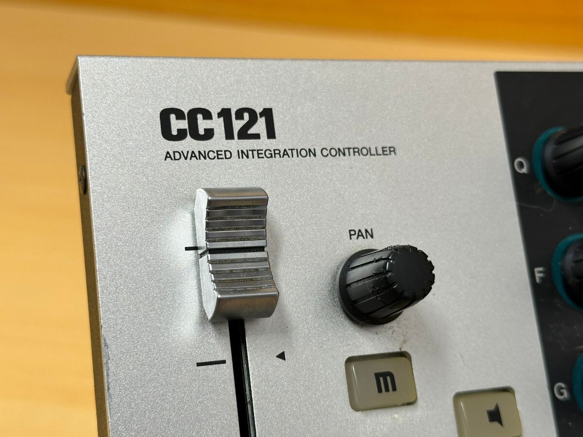 Yamaha  Steinberg／ スタインバーグ  CC121 USBコントローラー  CUBASE専用フィジカルコントローラー 日本製 中古 動作未確認!の画像7