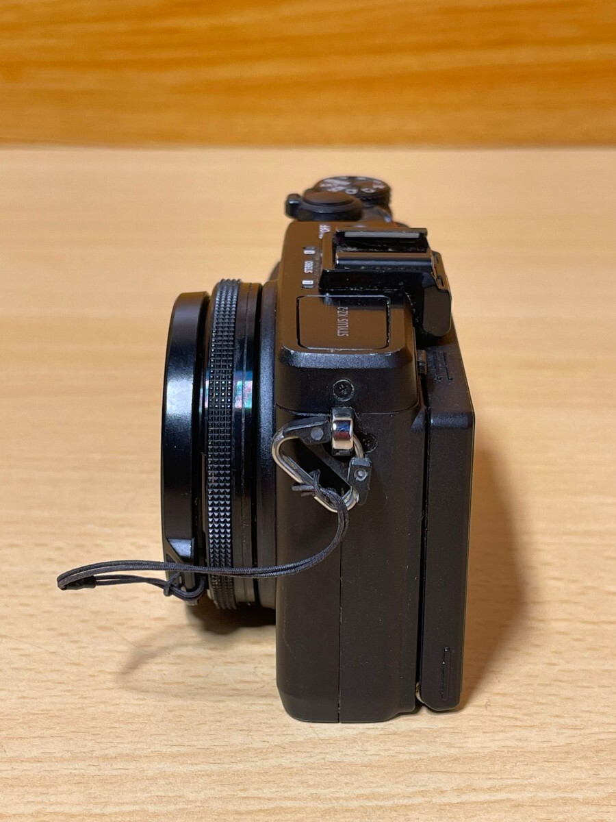 OLYMPUS／ オリンパス　コンパクトデジタルカメラ　XZ-2　LI-90B　動作未確認　_画像4