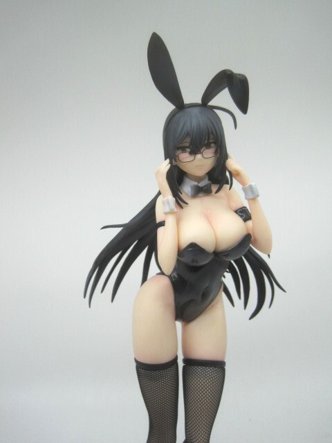  black bunny girl . figure 