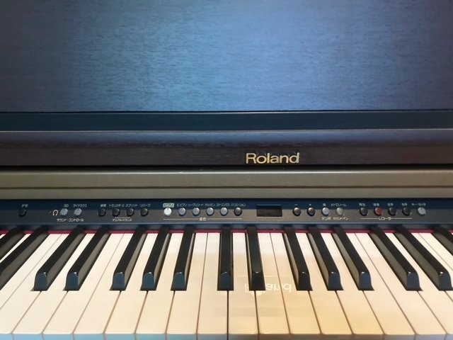 ■決算出品■Roland■電子ピアノ■HP１０３DーMH■椅子付き■名古屋発■直接引き取り可■注意2個口発送■近郊エリア配送可■の画像4