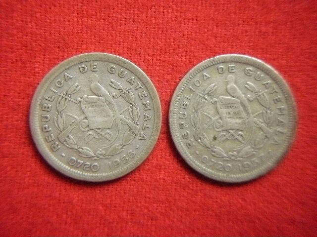 ♭世界の銀貨 REPUBLICA DE GUATEMALA 10 CENTAVOS (.720 silver) ８枚一括 外径約20.35㎜～ 総量目約25.33g 中古並品～の画像5