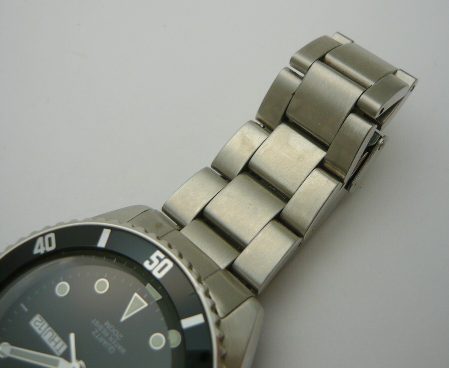 1000円スタート 腕時計 CYMA シーマ 9111 クォーツ QZ デイデイト ブラック文字盤 ダイバーズウォッチ200ｍ 純正ブレス メンズ 3 D10005の画像9