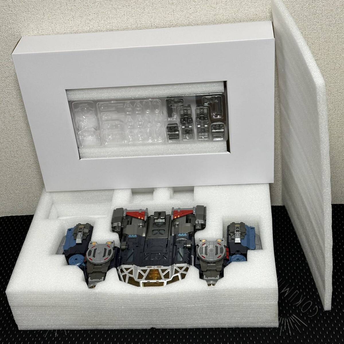 ジャンク ダイアクロン DA-100 ロボットベース 空中機動要塞 クラウドアクロス 本体、ロックパーツのみ タカラトミー_画像2