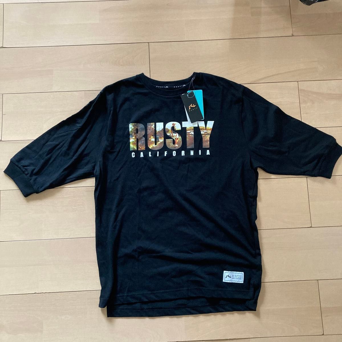 RUSTY Tシャツ 5分袖