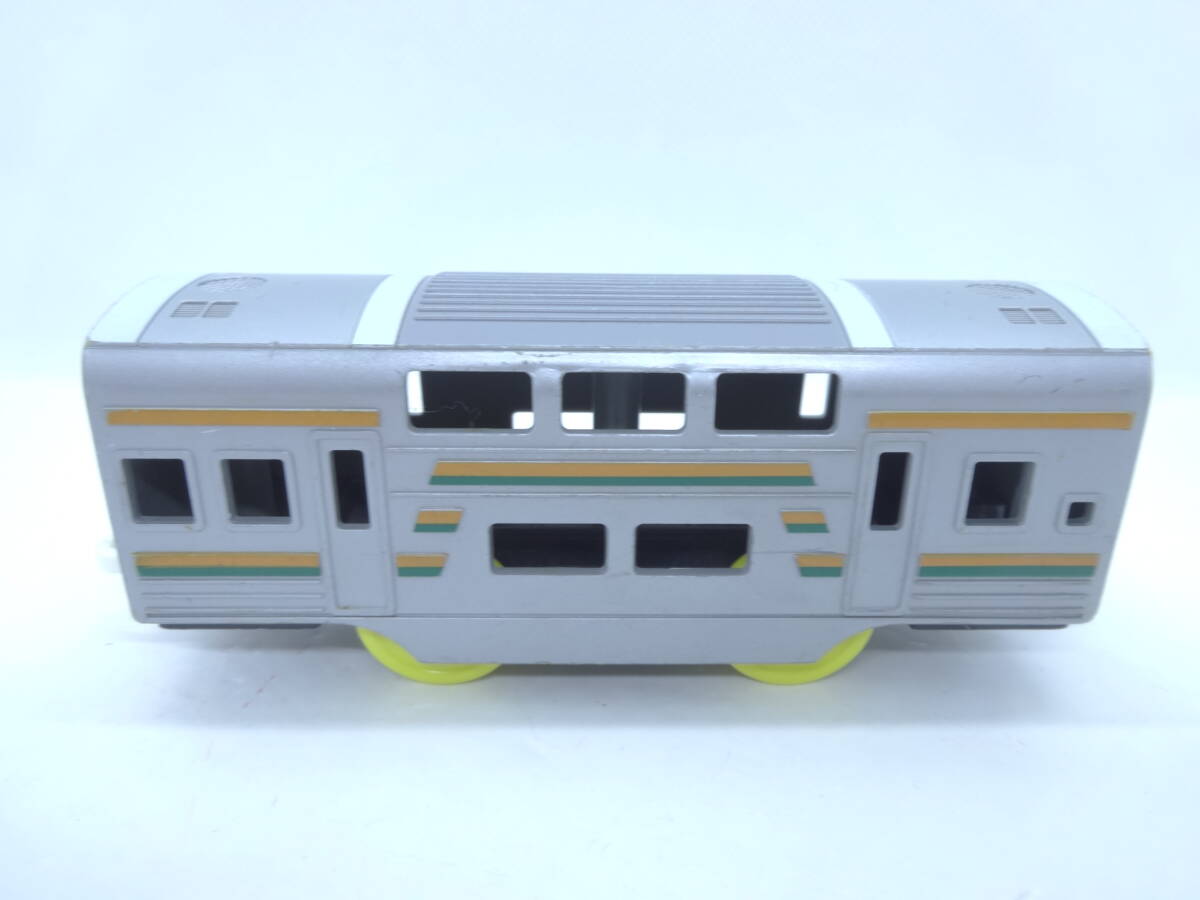 プラレール 211系 近郊電車 中間車 ダブルデッカー USED_画像1