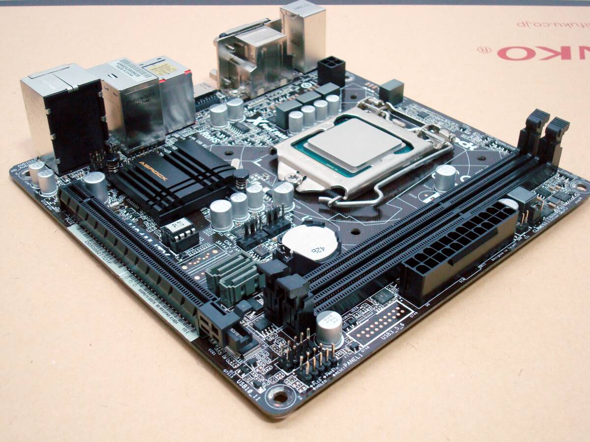 ASRock H81M-ITX LGA1150 mini-ITX マザーボード (Core i3-4130T 2.90GHz 付き) 