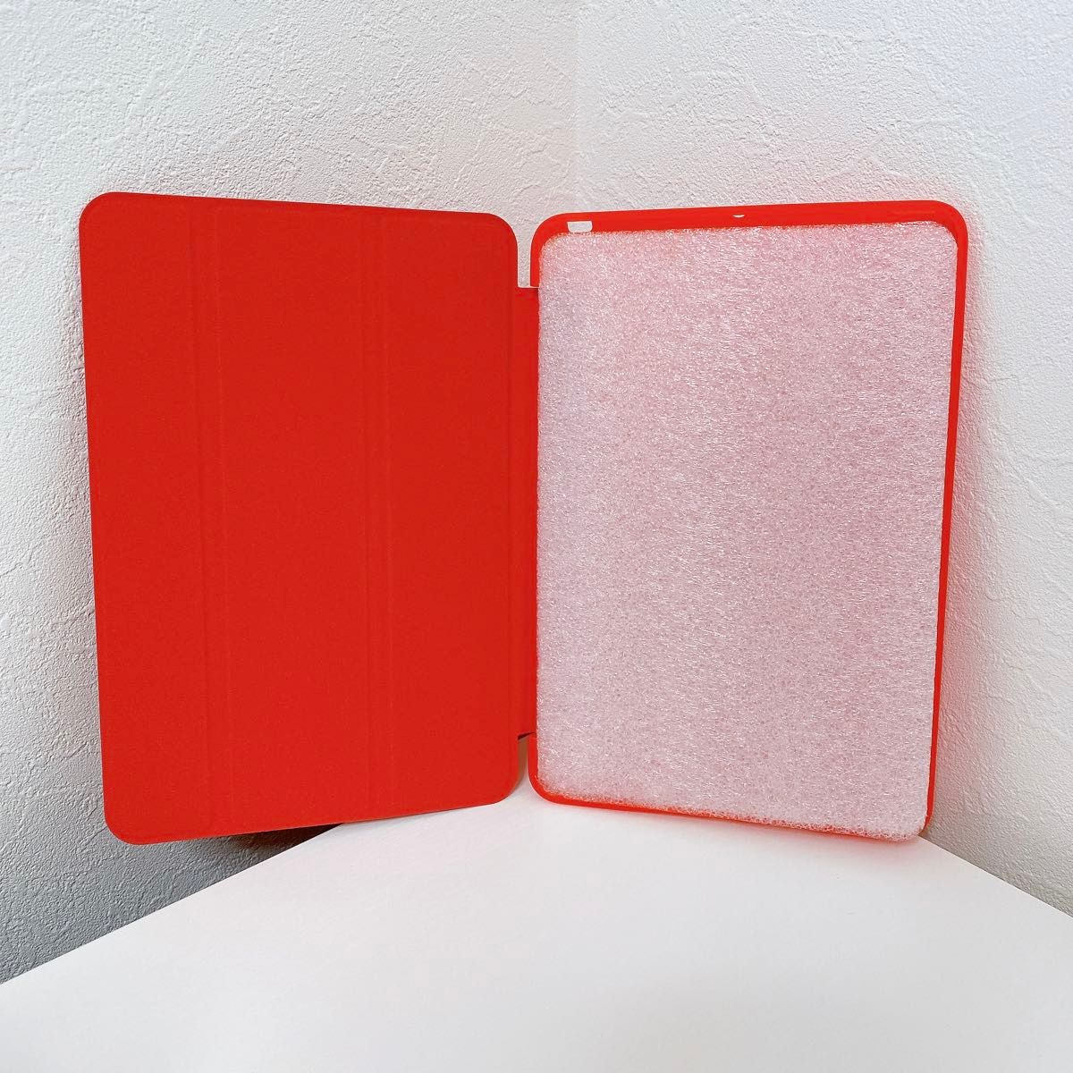 【新品未使用】iPad Mini 5 ケース 超軽量 カバー 三つ折りスタンド 赤 レッド
