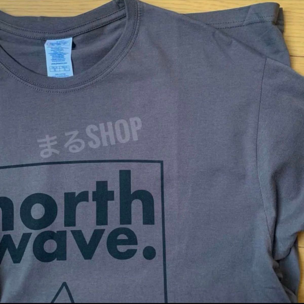 【ワケありお買い得品】north wave ノースウェーブ  Tシャツ　グレー
