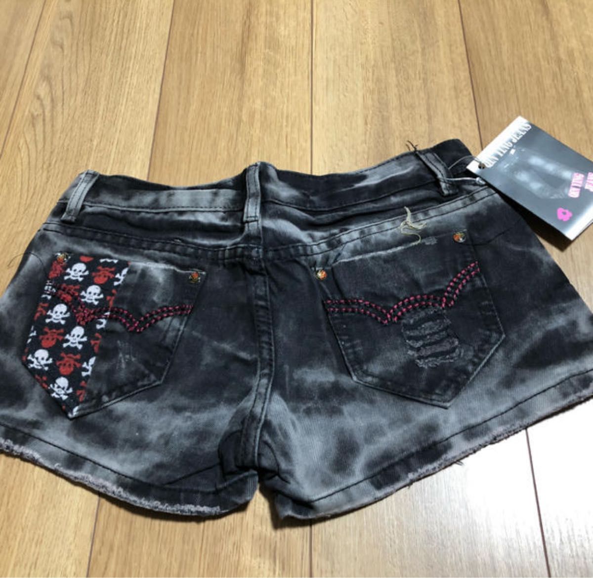 新品タグ付き　ショートパンツ　size.30