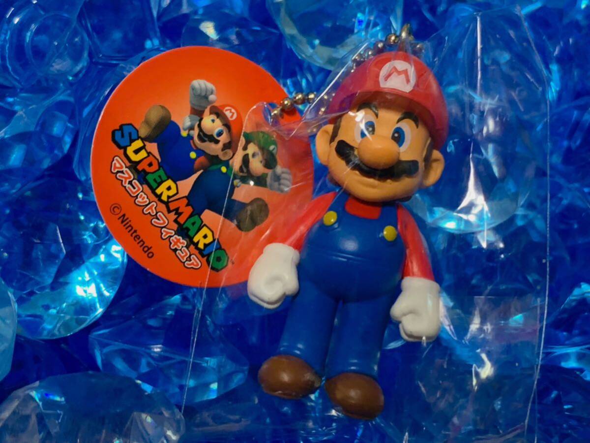 * нераспечатанный super Mario эмблема брелок для ключа Mario * не продается не использовался USJ nintendo бесплатная доставка!