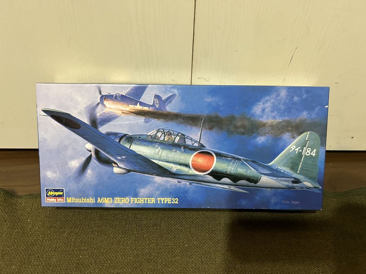 【1/72】ハセガワ 日本海軍 零式艦上戦闘機三二型 未使用品 プラモデル 零戦 ゼロ戦_画像1