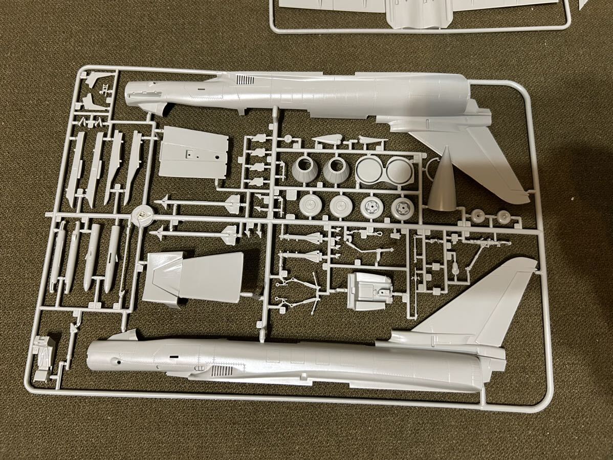 【1/48】イタレリ ユーロファイター タイフーン 未使用品 プラモデル_画像8