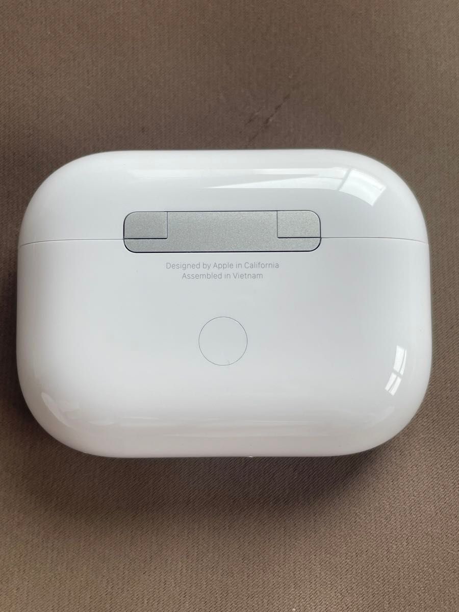 【整備済み品】Apple AirPods Pro 第2世代 - MagSafe充電ケース USB-C