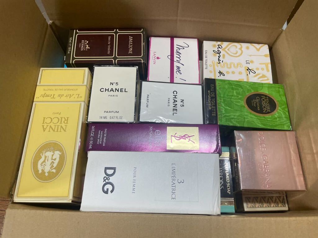 ④ number 10 point and more approximately 5kg together large amount box attaching have brand perfume Chanel Dior Hermes ivu sun Dolce&Gabbana D&G LANVIN CHANEL DIOR other 