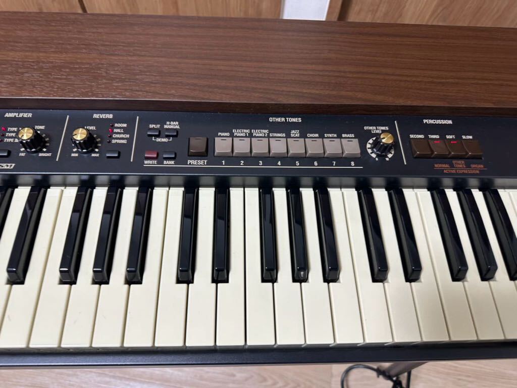 Roland VK-8 Ver. 2 combo орган 