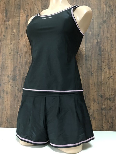 ss_0707y ★定形外 配送★ 大きいジュニアサイズの170 コンバース 光沢ブラック ピンクステッチ セパレートハイカット競泳水着 キュロット_画像1