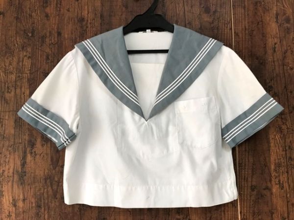 ss_0791y ★定形外 配送★ 九州方面 中学 高校 グレー襟 夏服 半袖 指定セーラー服 サイズ 3AB Takemoto タケモト 製　女子制服_画像1