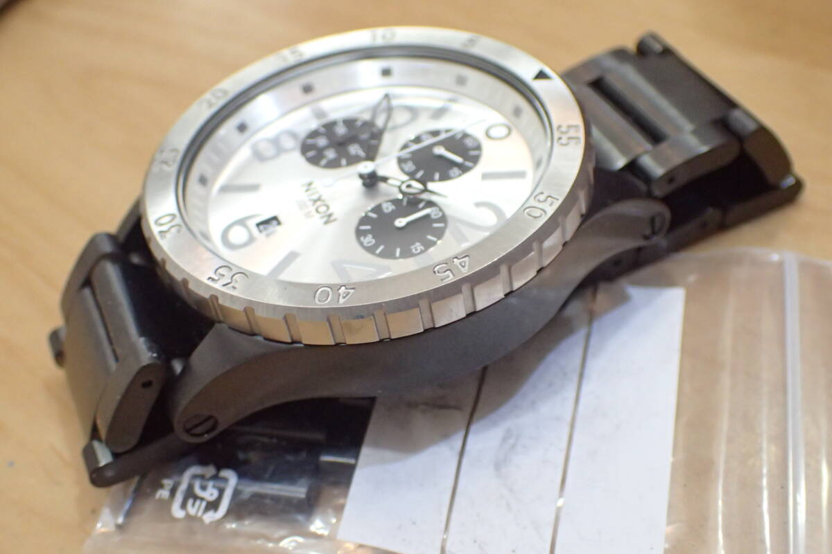 美品 ◆NIXON/ニクソン 48-20 ◆ クロノグラフ ブラック/シルバー メンズ腕時計の画像7
