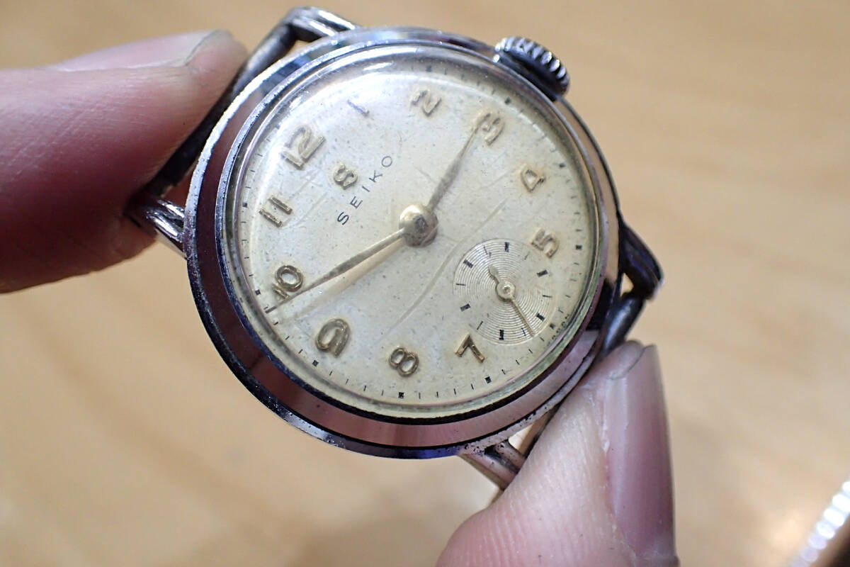 時計店在庫 セイコー/SEIKO ◆ 10067 モリス？ アラビア数字　シリアルぞろ目 手巻き メンズ腕時計_画像1