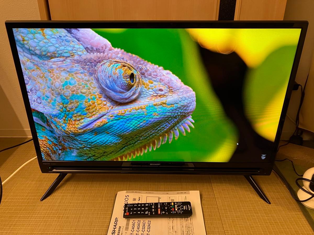 2023年製極々美品！SHARP シャープ　32型　テレビ 2T-C32AC1 