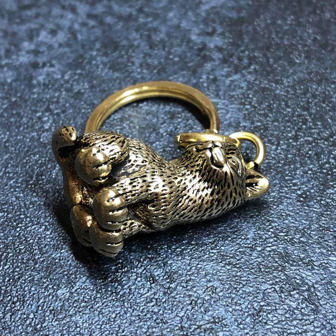 真鍮　キーホルダー　ネコ　アンティーク調　かわいい　猫　レトロ　アクセサリー_画像5