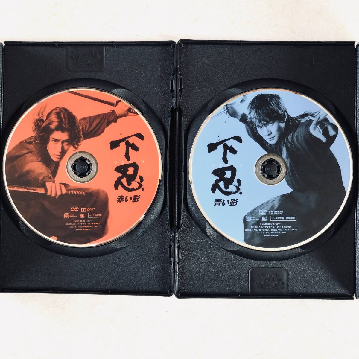 下忍 赤い影 + 青い影 全２巻 DVDレンタル落ち_画像3