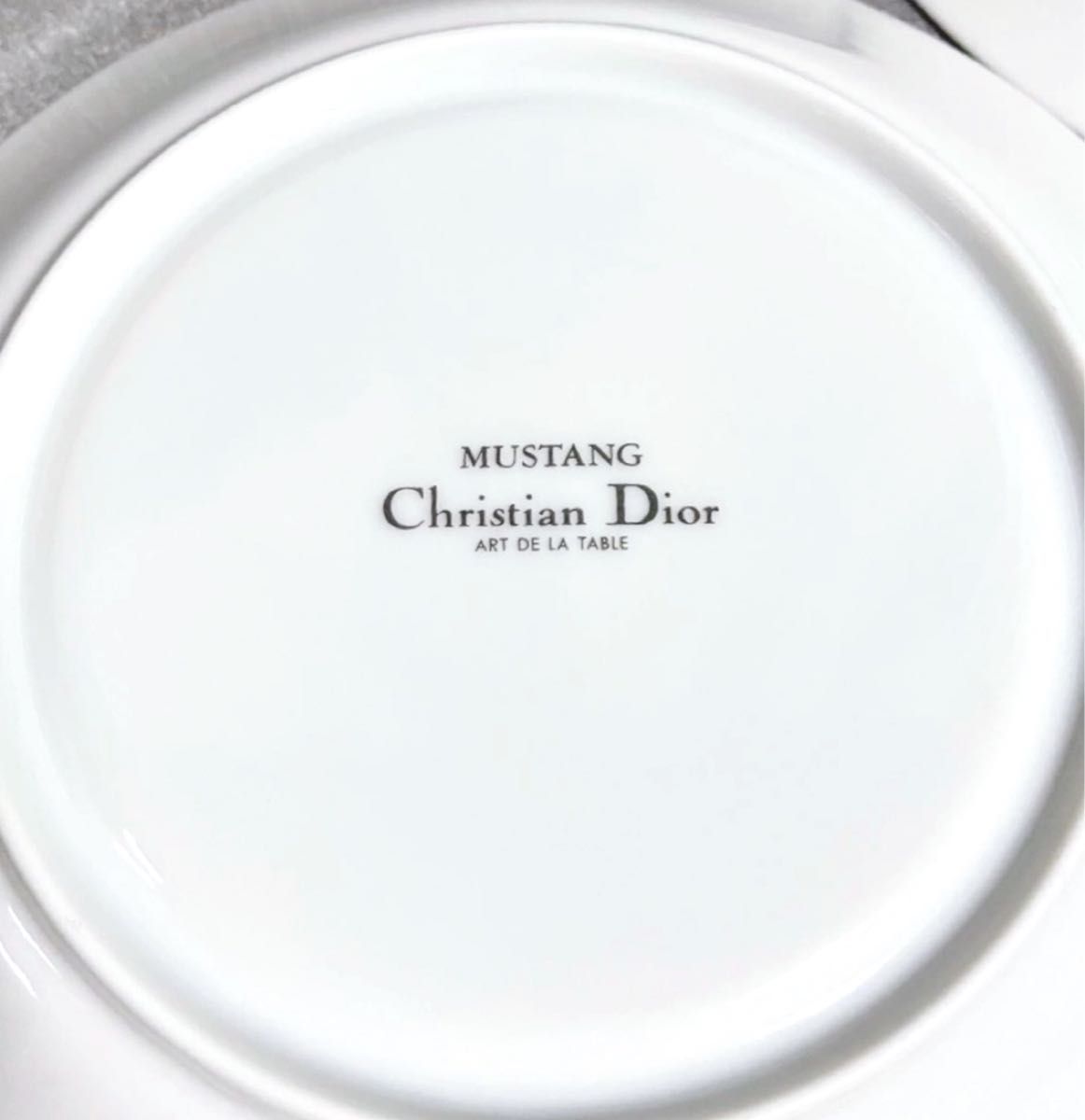 Christian Dior クリスチャンディオールのムスタング カップ＆ソーサー 2客セット