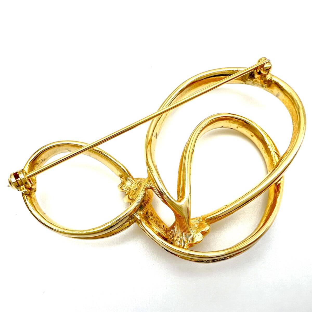 GIVENCHYlji van si. brooch [ Acty ] Gold color rope ribbon large .. Vintage Givenchy accessory brand a558t