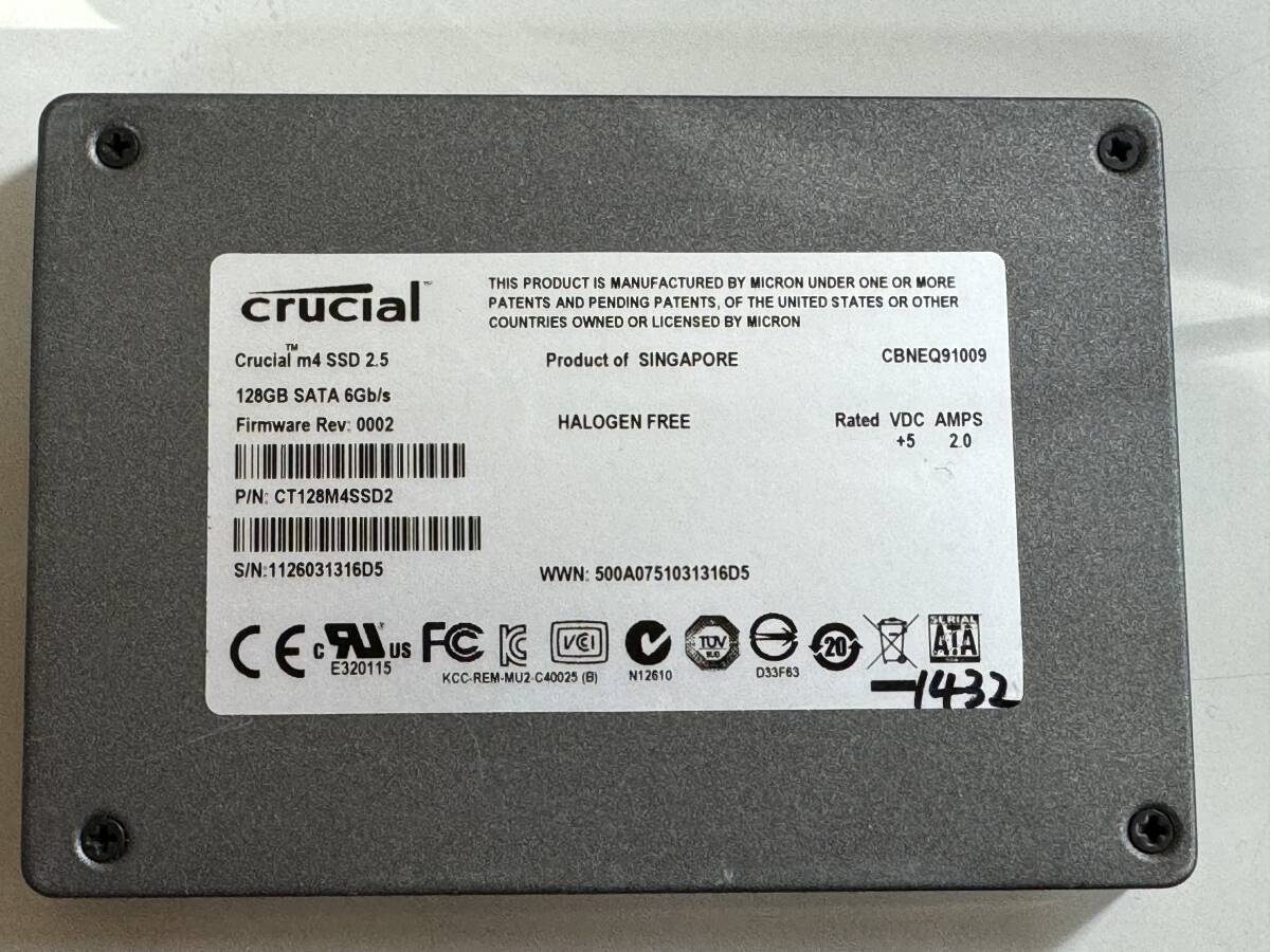 CRUCIAL SSD 128GB【動作確認済み】1632　_画像1