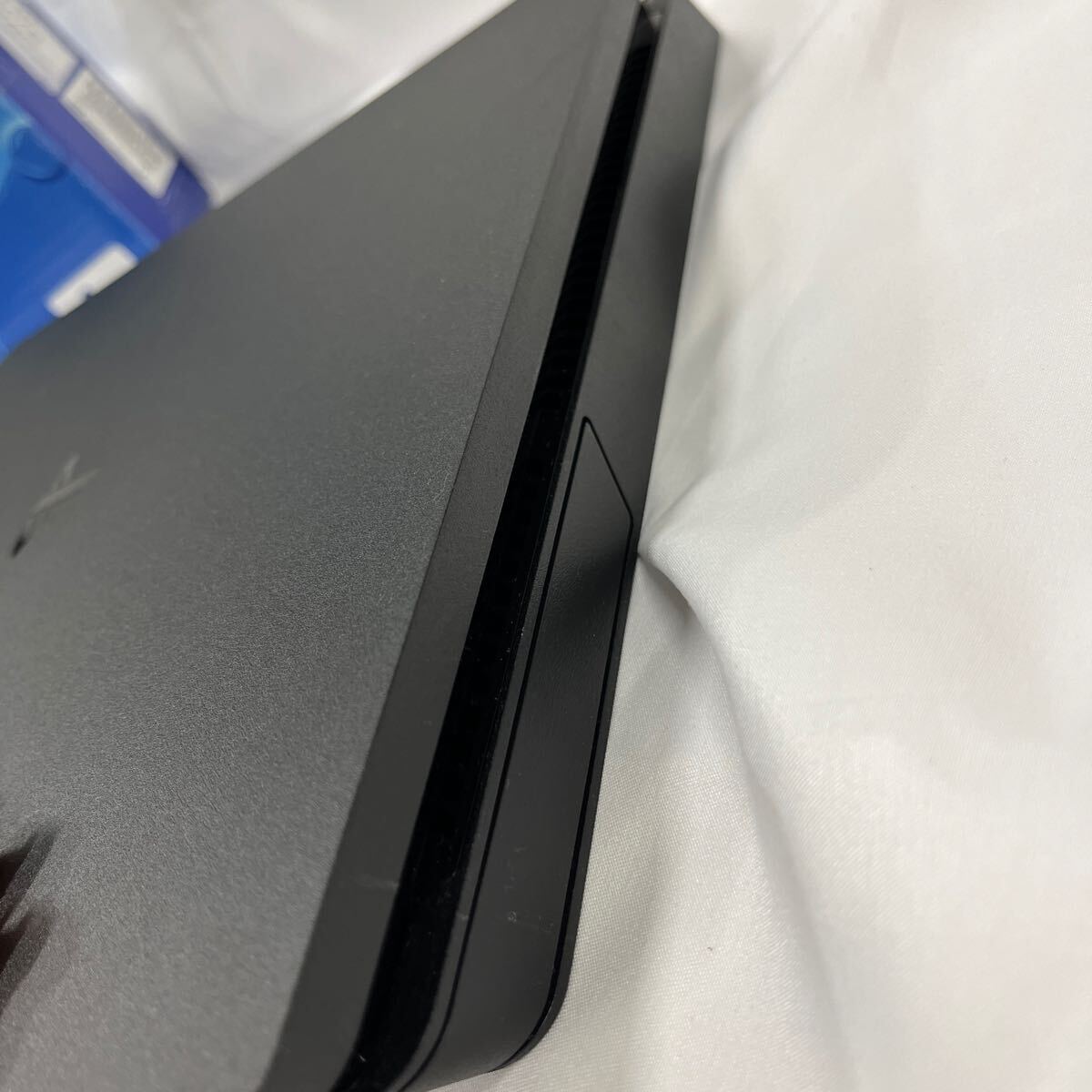 ③1円スタート〜SONY PlayStation4 CHU-2200B B01初期化 済み リモコン コード 箱付き 1TB_画像7