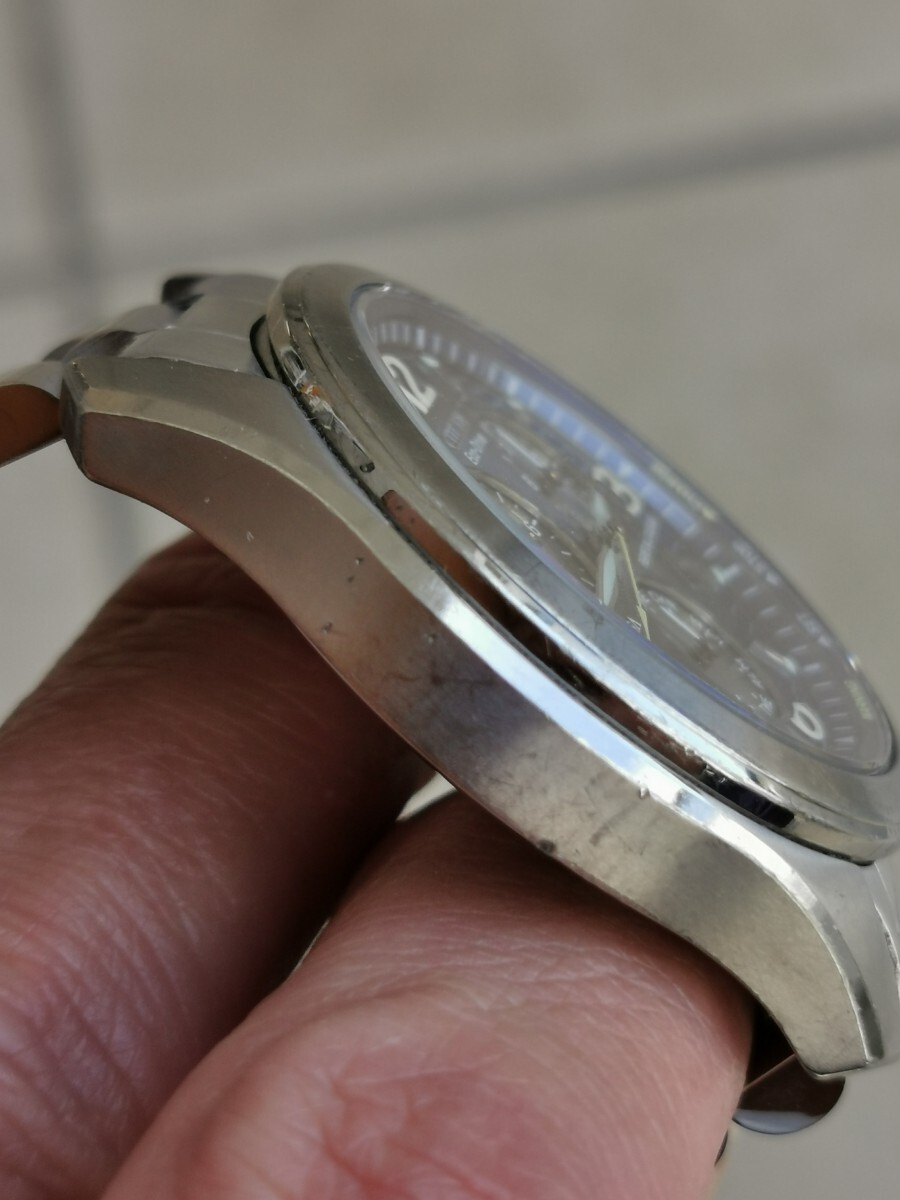 シチズンのビジネスウォッチ　青い文字盤のソーラー腕時計　ベルト社外品_画像8