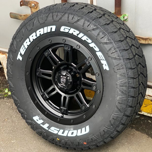 新品 ハイラックス GUN125 サーフ ピックアップ 17インチタイヤホイール モンスタ テレーングリッパー 265/65R17 265/70R17 ホワイトレター_画像4