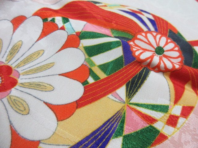 1 иен б/у натуральный шелк женщина . ребенок кимоно .... "Семь, пять, три" японский костюм японская одежда античный .. вода Tang цветок высококлассный . длина 116cm.55cm[ сон работа ]***