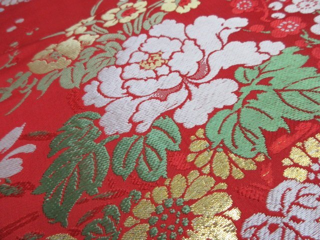 1円 中古 正絹 名古屋帯 和装 綸子生地 アンティーク レトロ 刺繍 牡丹 梅 枝葉 花柄 六通柄 九寸帯 高級 長さ339cm【夢職】★★★_画像4