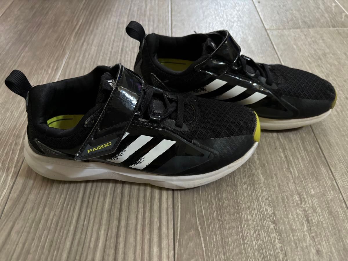 ホームクリーニング済み　アディダス　adidas スニーカー　20cm 男の子　