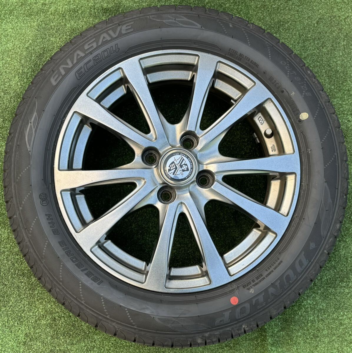 T.R.G 15インチ アルミホイール& DUNLOP ENASAVE EC204 185/60R15 ラジアルタイヤ4本セット★ アクア ヤリス ヴィッツ等に★ AN226_画像3