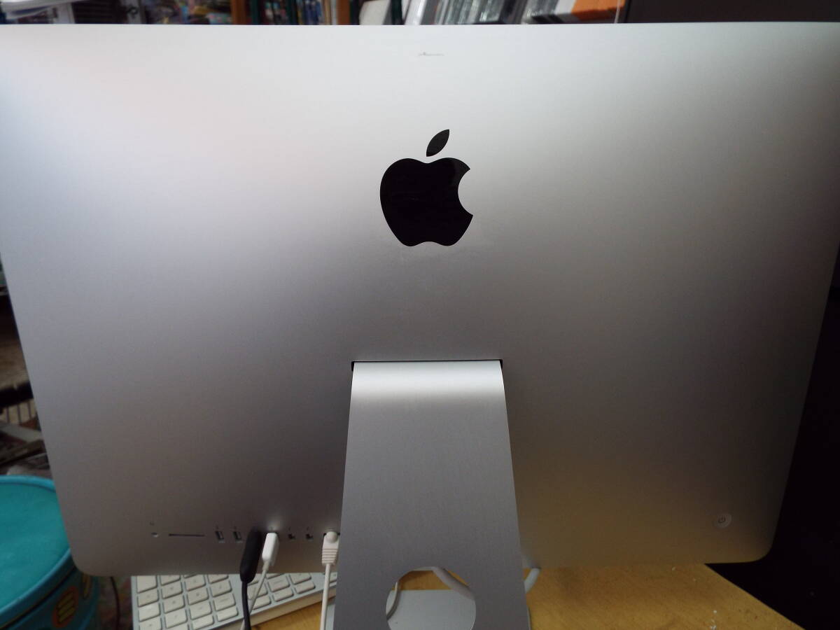 Apple iMac 21.5-inch 2015 マックOS catalinaの画像5