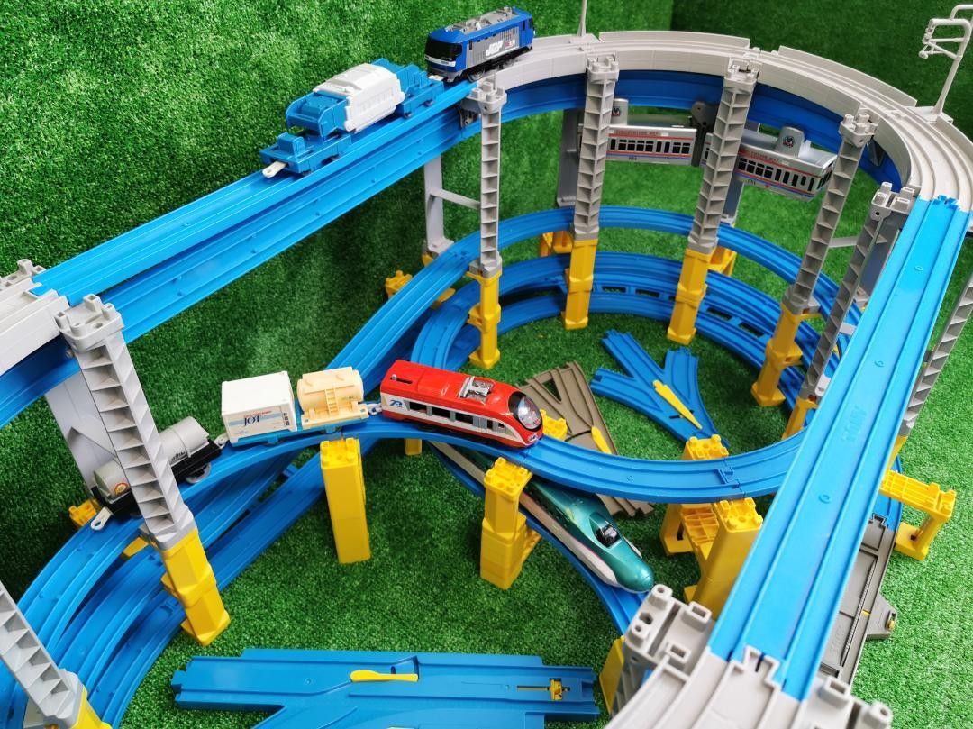 プラレール レイアウト 複線レール 高架レール 5段 タワー架線柱 プラレール レイアウト 複線レール 高架レール 5段 タワー架線柱