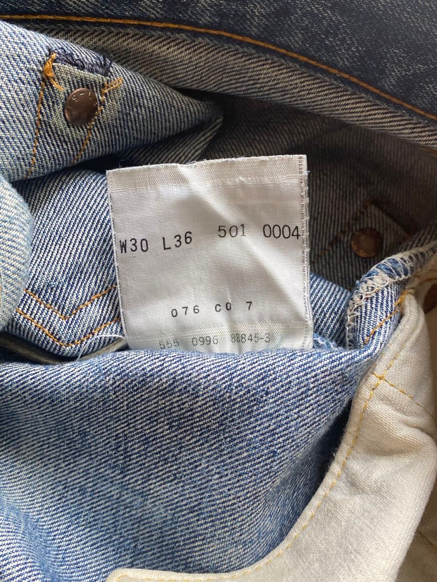 Levi's 501xx デニム 復刻 パッチワーク ヴィンテージ Levi's 501xx デニム 復刻 パッチワーク ヴィンテージ