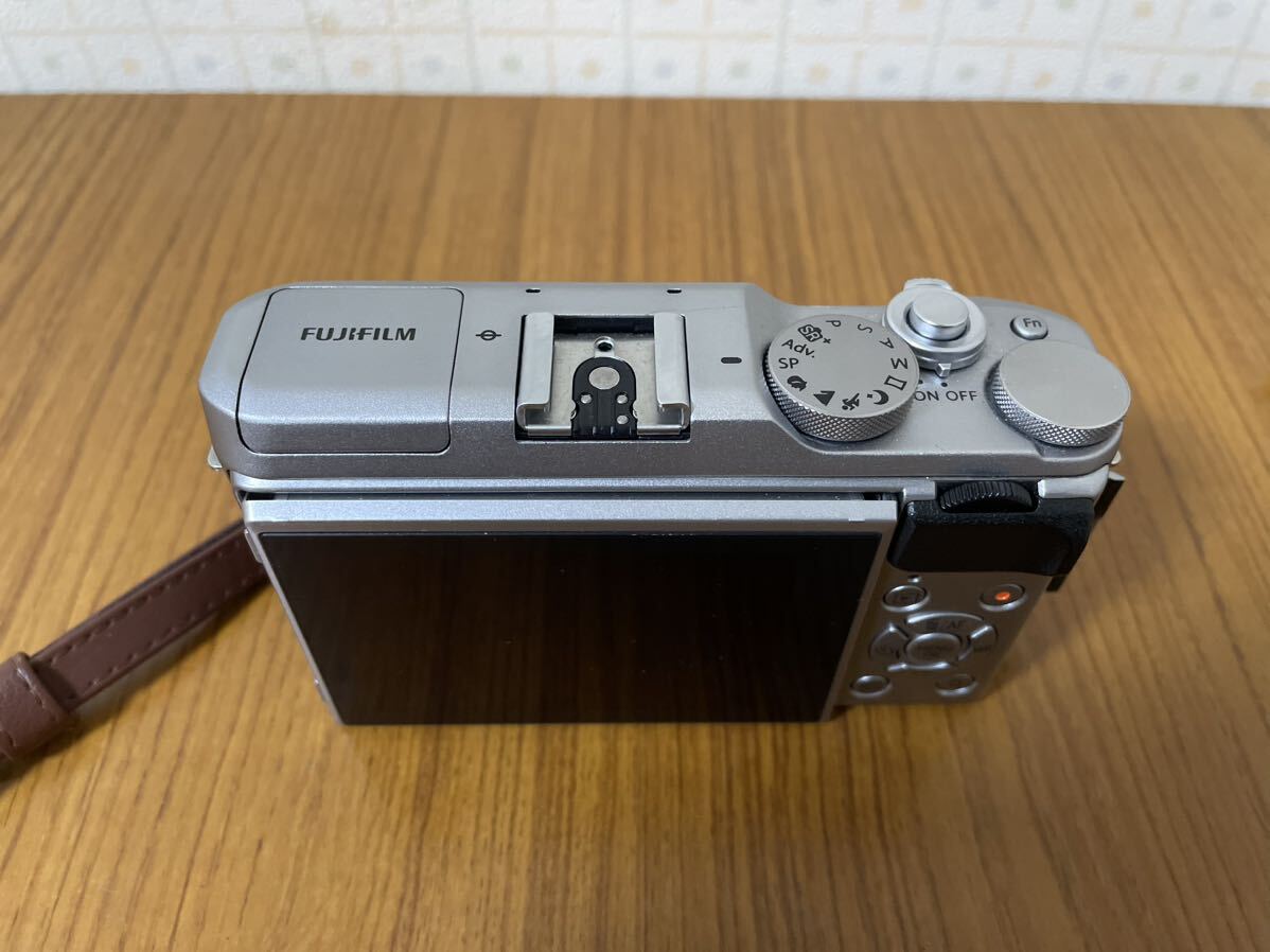 FUJIFILM Fuji Film X-A5 корпус серебряный 