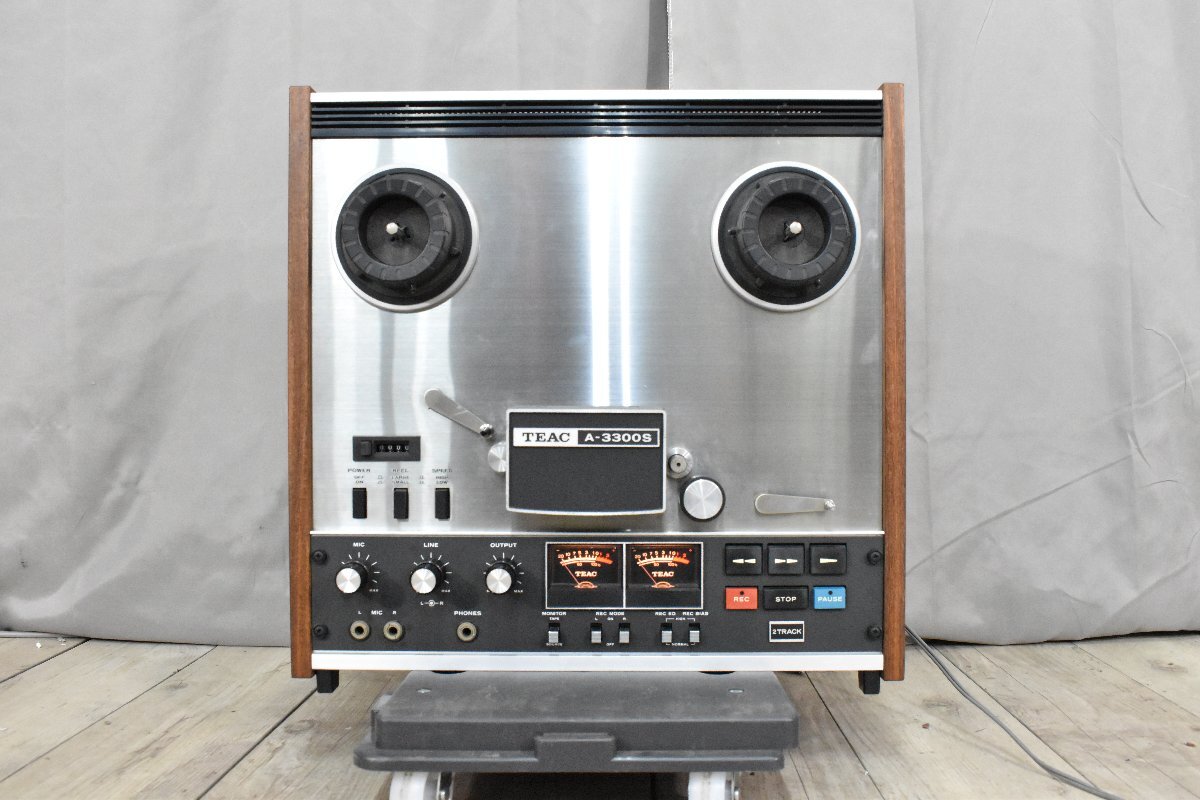 *p2242 present condition goods TEAC Teac open reel deck A-3300S-2T