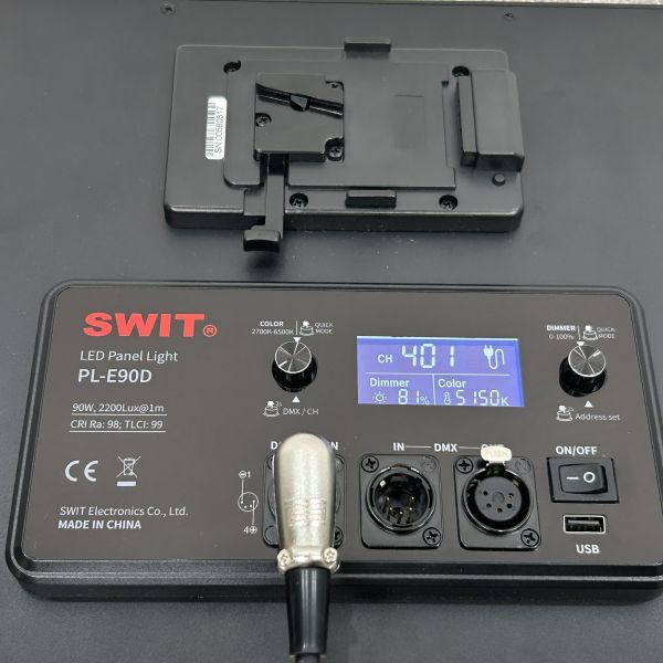 【美品】【定価17万円】SWIT LEDライト PL-E90D DMX　_画像6