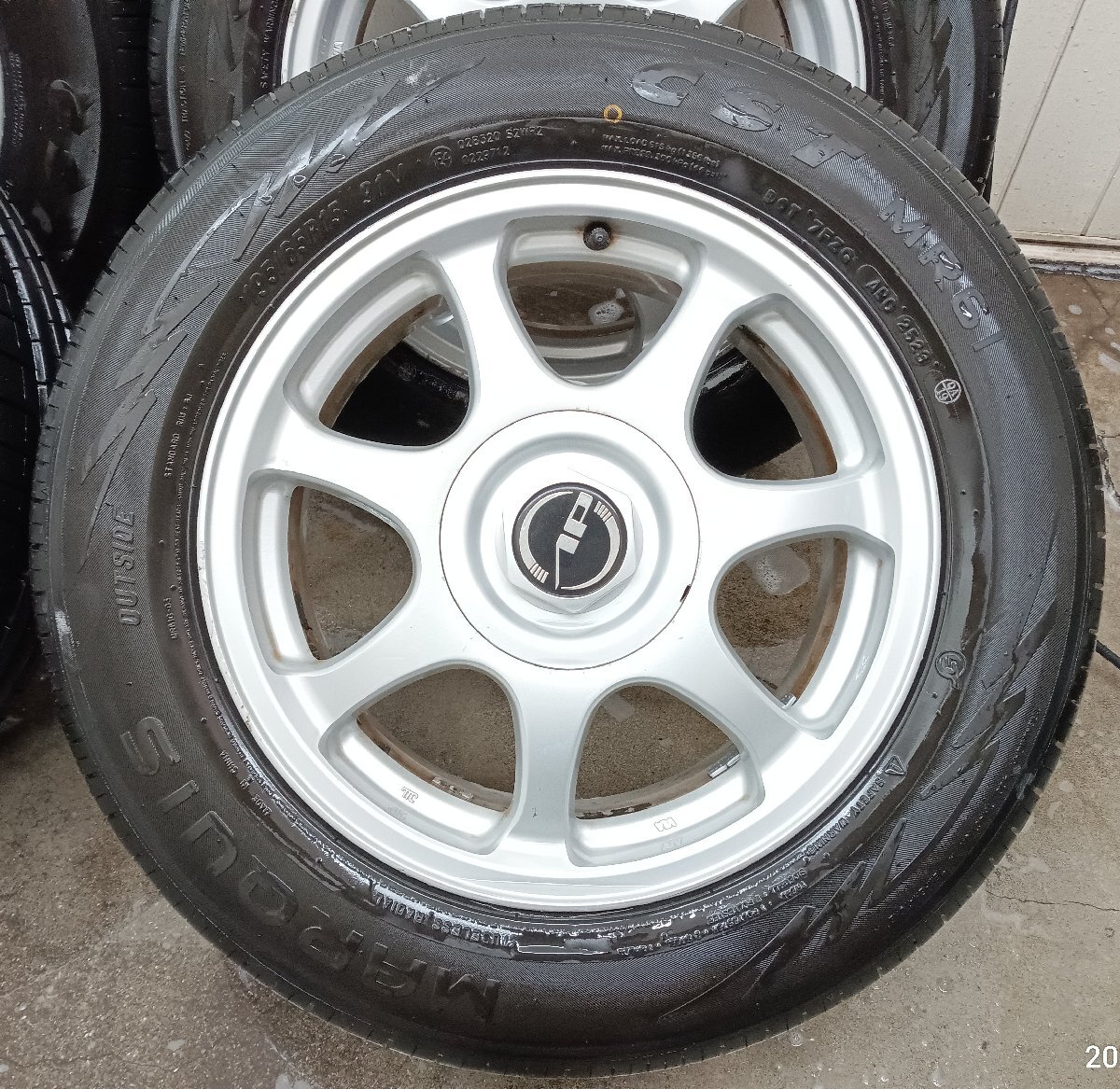 ★中古品★ MARQUIS CST MR61 195/65R15 2023年製 アルミホイール 15×6.5J+45 114.3/100-5H マルチ【他商品と同梱歓迎】_画像2