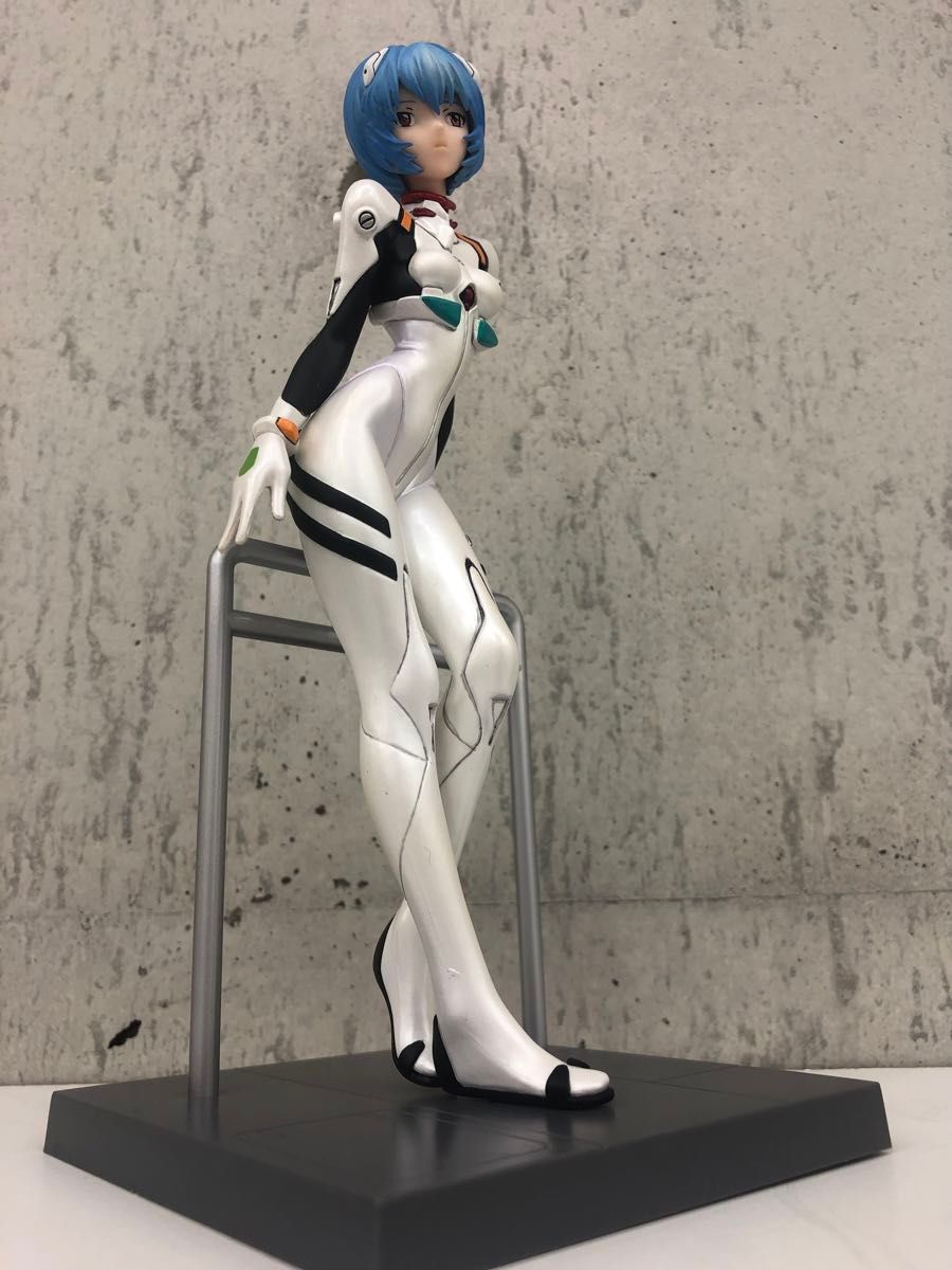 2010年 OSIRIS 2010年 一番くじ 綾波レイ A賞 プラグスーツ 透けブルー Evangelion フィギュア 外箱無